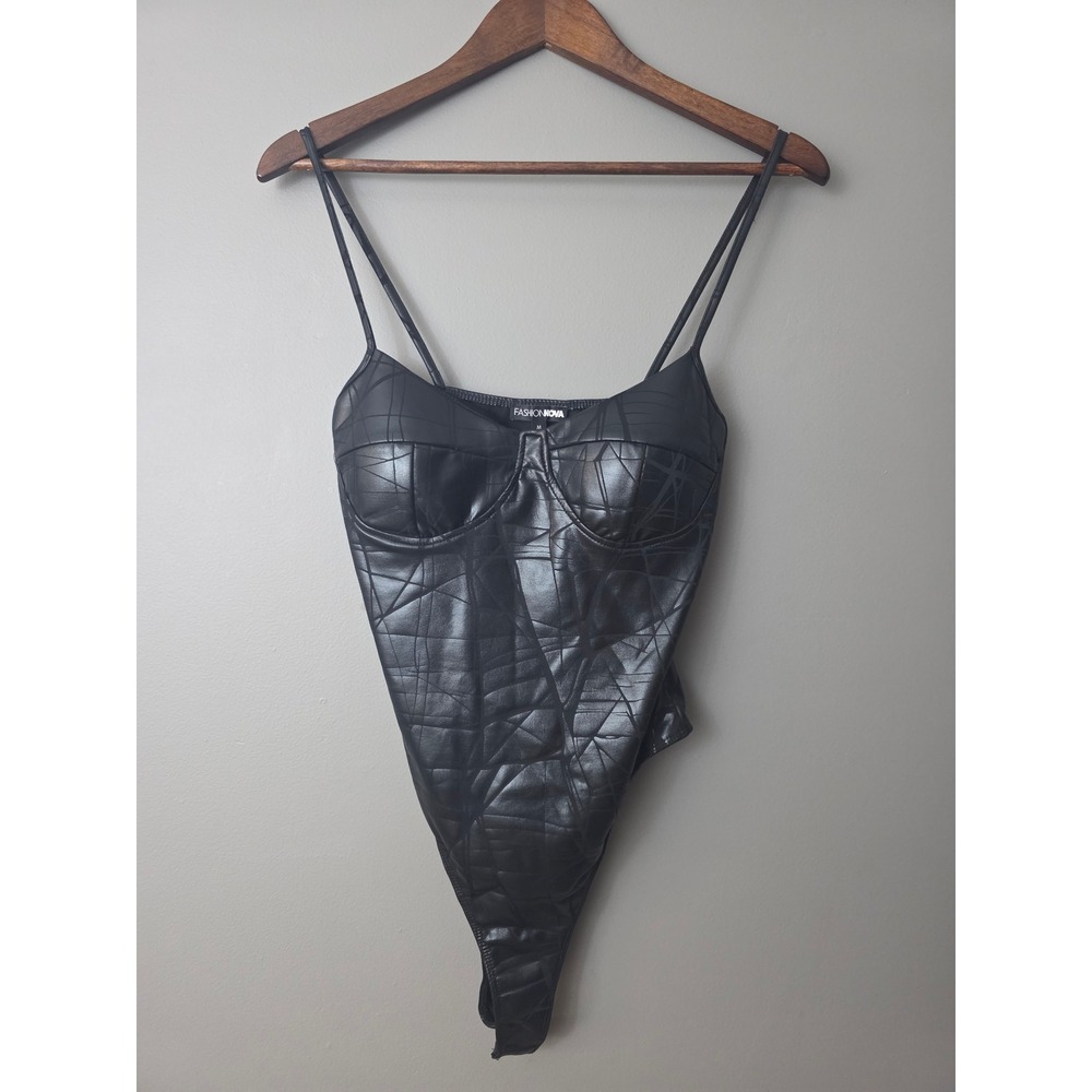 Fashion Nova Black Faux Leather Geometric Bustier Bodysuit Medium T91520
